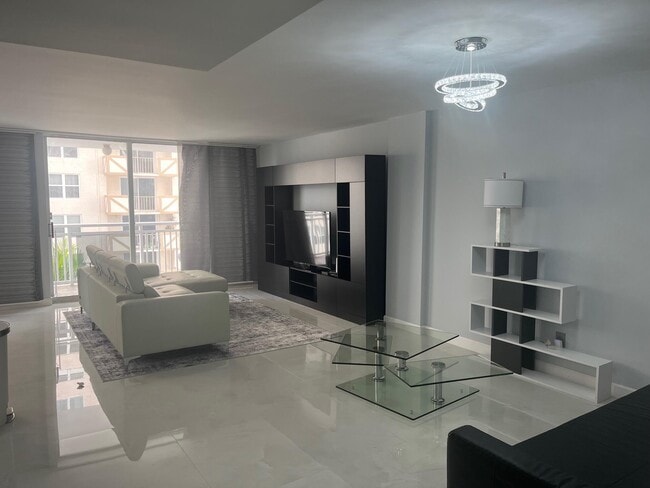 Building Photo - 1849 S Ocean Dr Unit 608