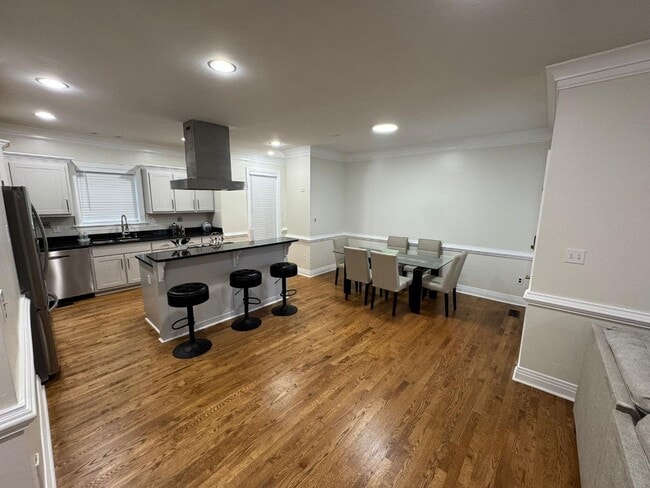 Photo - 259 W Ocean View Ave