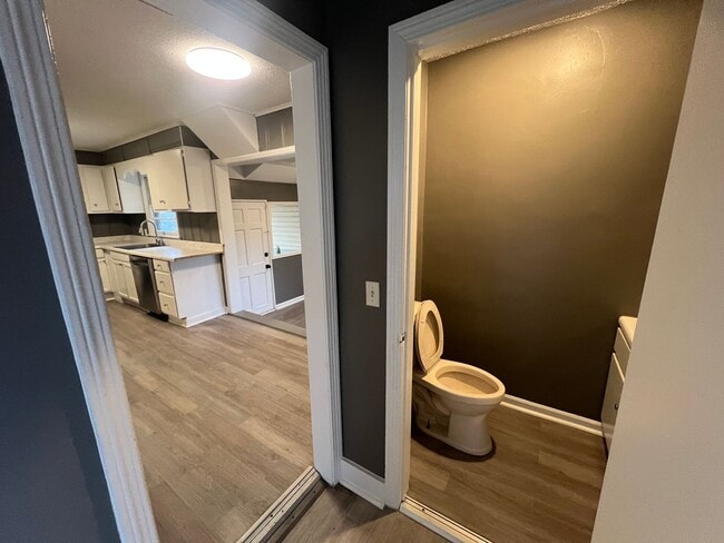 Photo - 4 Bedroom 2.5 Bathroom Home