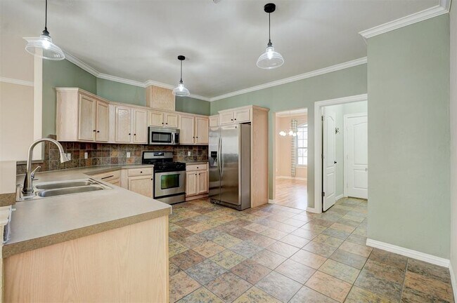 11016 NW 104th Terrace