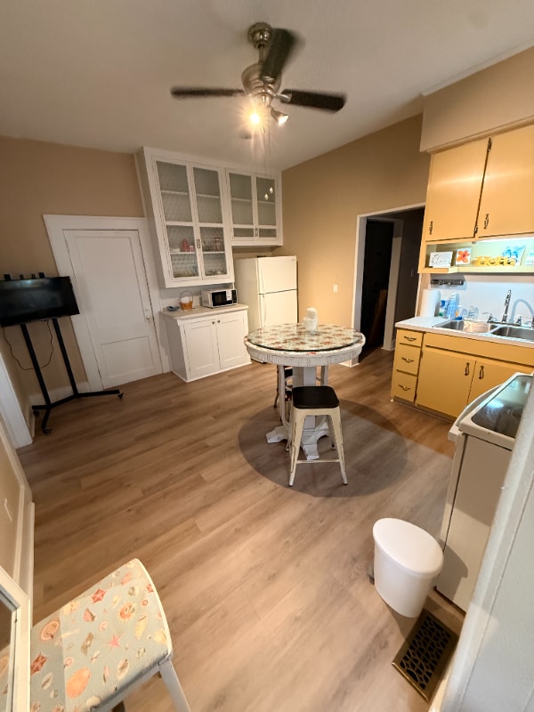 Photo - 203 N Dillard St