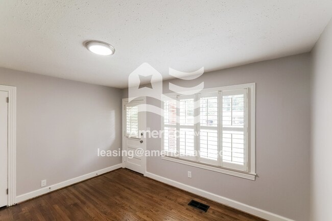 Photo - 4616 Highpoint Dr