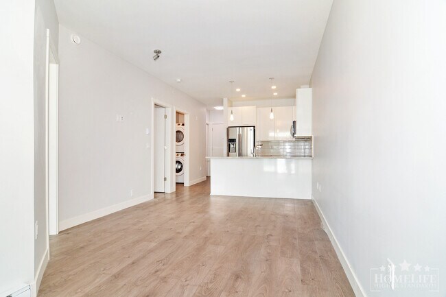 Photo - Top Floor 2 Bed Condo at Brydon Green – Langley Unité 411