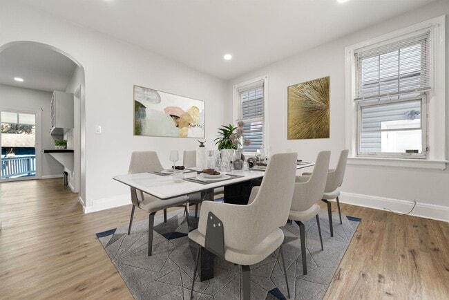 Photo - 658 Liberty Ave