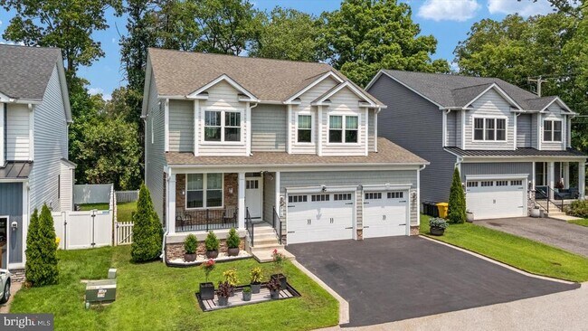 Photo - 806 Lynwood Ln