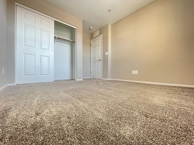 Photo - Stunning Summerlin 3 bedroom Townhouse in Gated Community