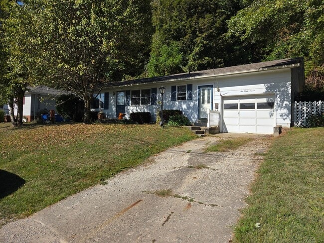 Building Photo - 2 Bedroom, 2 Bath House in Fairfield Union...