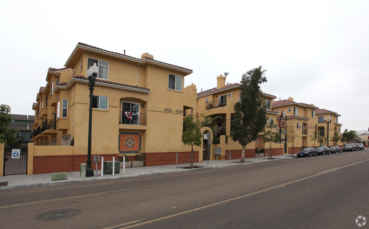 Photo - Aztec Bowl Apartments