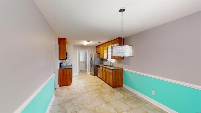 Photo - 275 Allen Dr