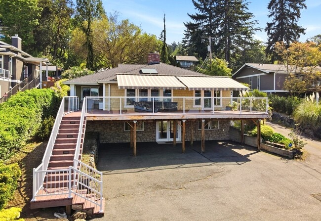Building Photo - 5bd/3ba Kirkland Home
