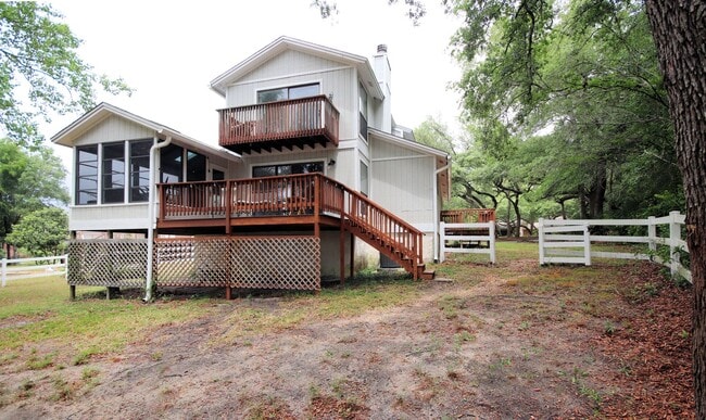 Building Photo - Updated 4 bedroom home in Bluewater Bay!