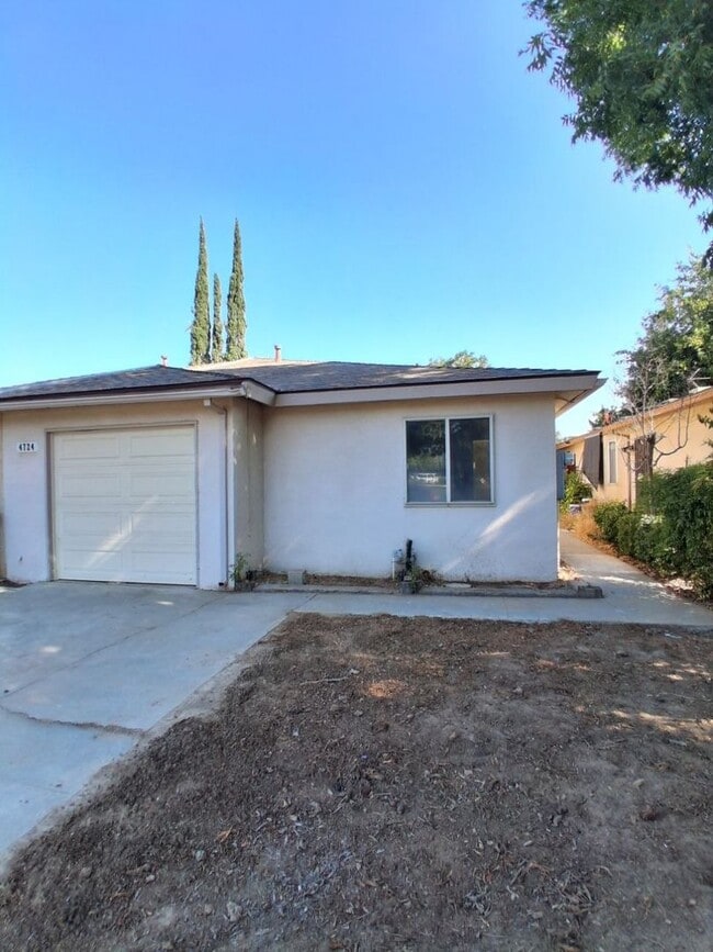 Photo - 4724 W Ashlan Ave