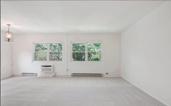 Photo - Charming Tree-Top Condo in Historic Parkfa...