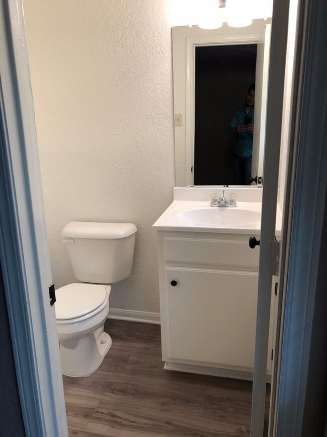 Photo - 3313 Maple Ave