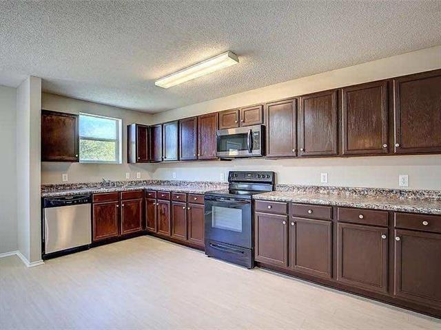 Photo - 1033 Burnet Dr