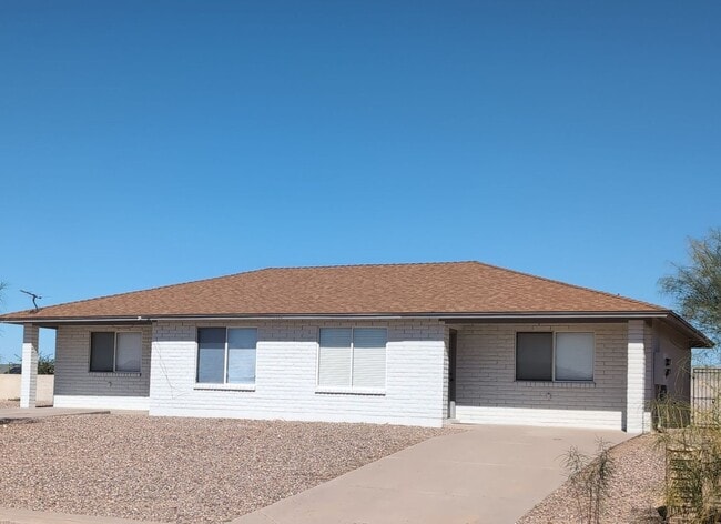 Building Photo - 9978 W Century Dr Unit A