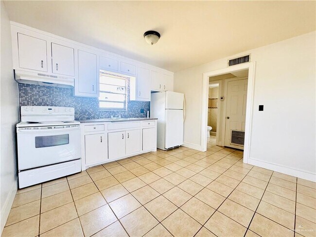 Photo - 1002 Miller Ave Unidad 3, 10