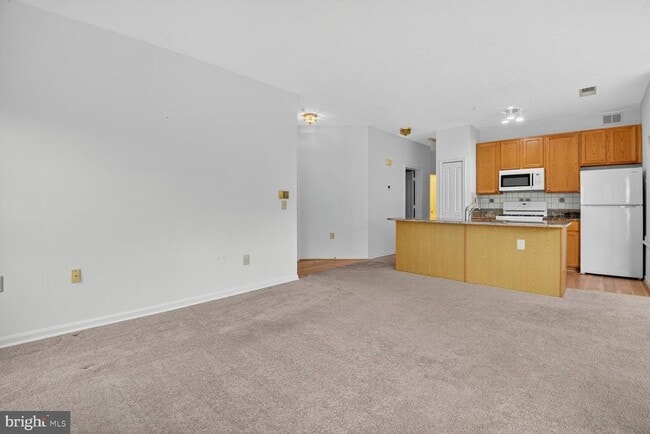 Photo - 9806 Feathertree Terrace Unidad A