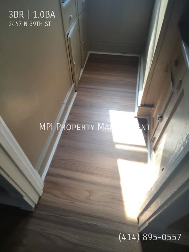 Photo - 2447 N 39th St