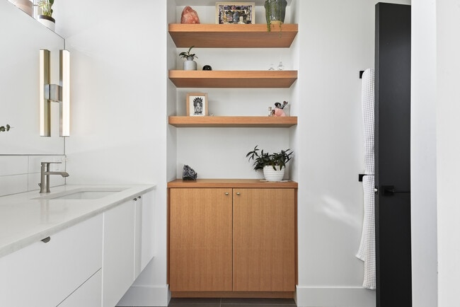 Photo - 2824 SE 18th Ave