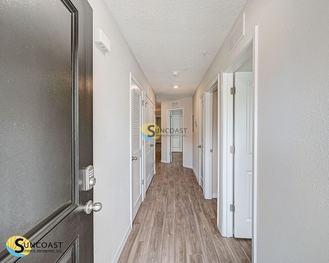 Photo - 9524 Hood Rd