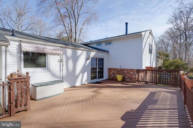 Photo - 7117 Hadlow Ct