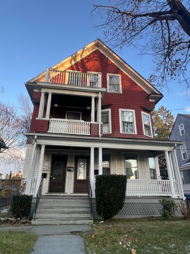 Building Photo - 378 Prospect Ave Unit 1 FL