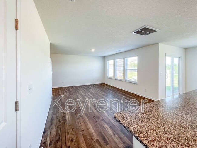 Photo - 2973 Nicole Cir