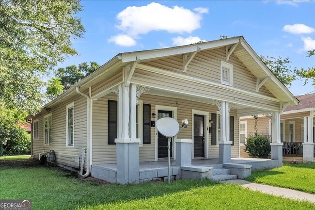 Photo - 107 Ellis St