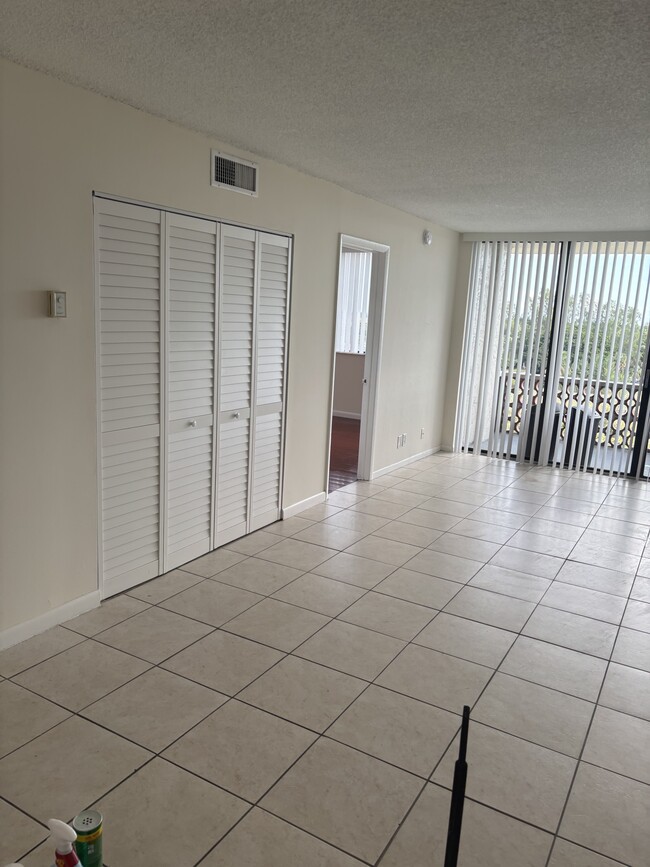 Photo - 4222 Inverrary Blvd Condo Unit 4714