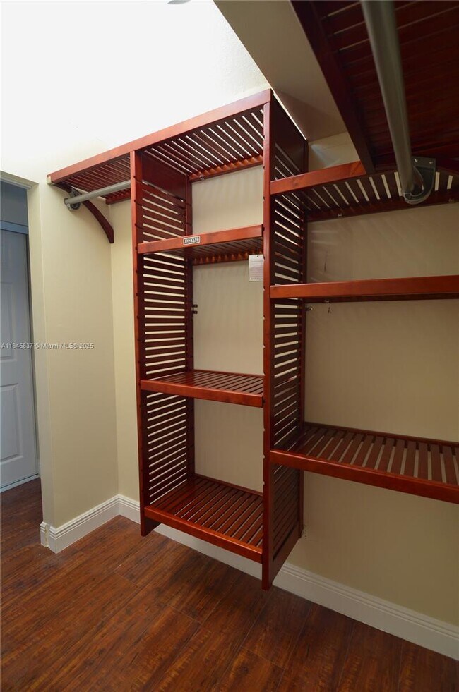 Photo - 2935 NE 163rd St Unit 5U