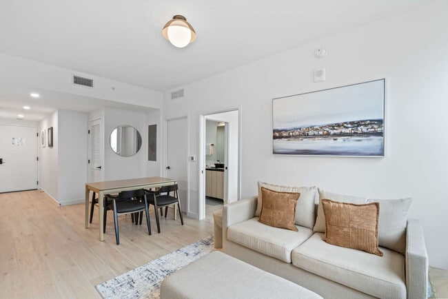 Photo - 225 N Miami Ave Unit SI FL25-ID1380778P