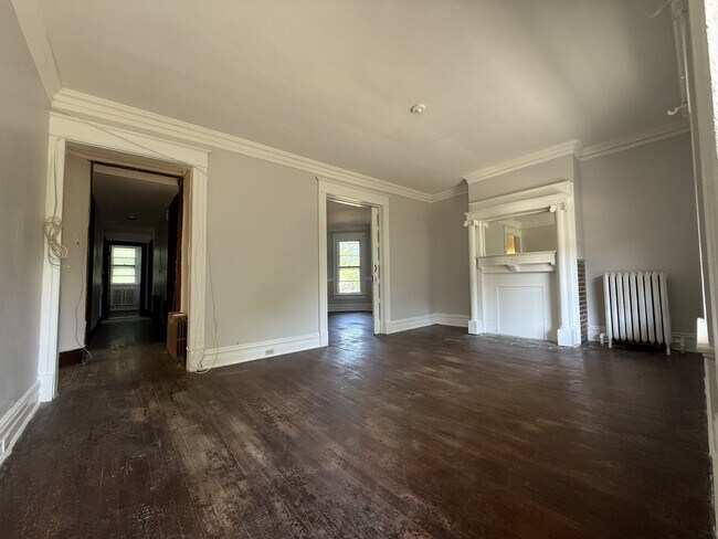 Photo - 488-490-490 Hamilton St