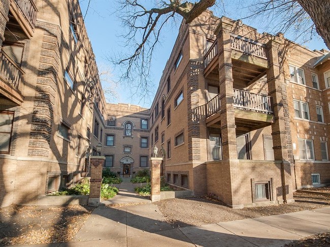 Ivy Greens - Ivy Greens Apartments