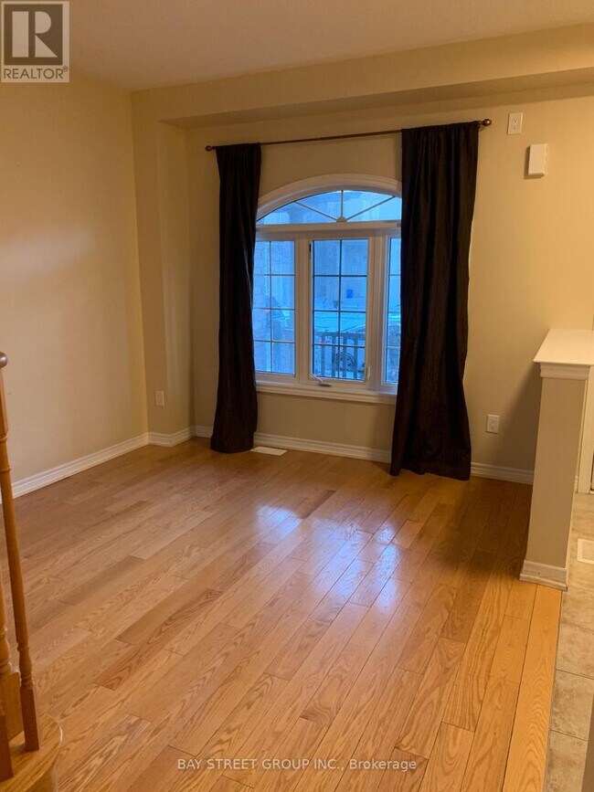 Photo - 87 Hammersley Blvd