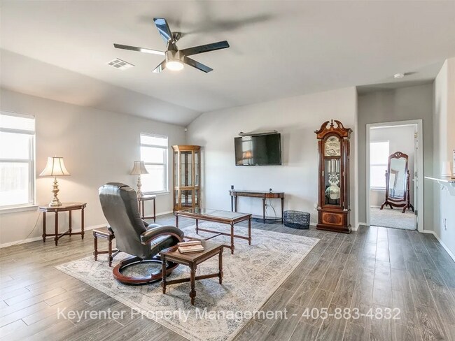 Photo - Modern Single Family Home in El Reno, OK!