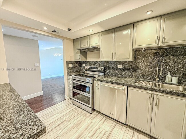 Photo - 20355 NE 34th Ct Unit 1921