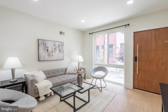 Photo - WOW brand new with Deck