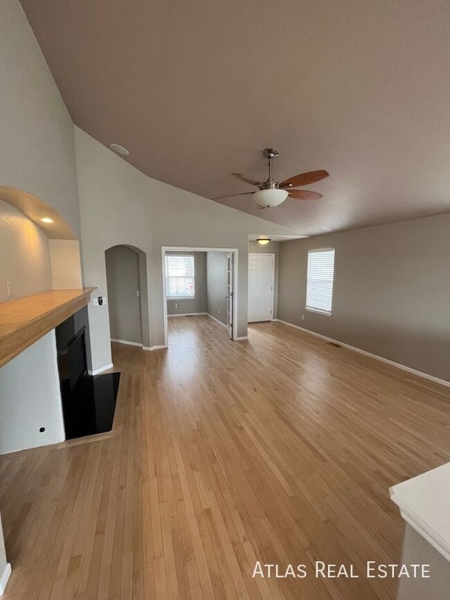 Photo - 15812 E 107th Ave