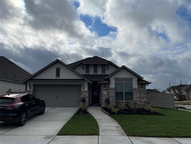 Photo - 2302 Hazel Berry St