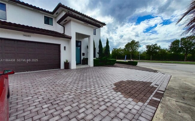 Photo - 14680 SW 17th St