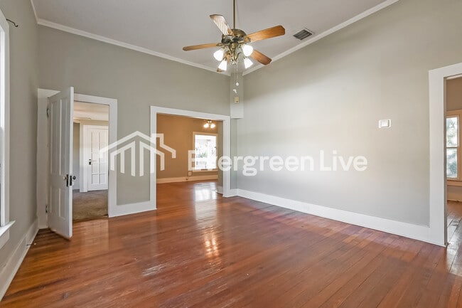 Photo - 600 S Center St