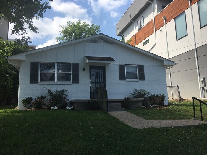 Photo - 953 Southside Pl (Nashville, TN)