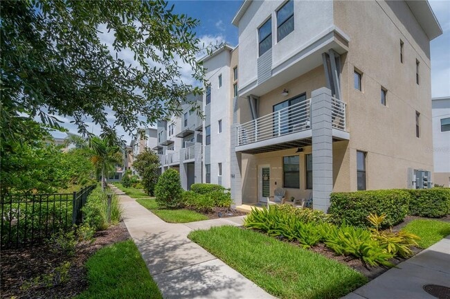 Photo - 1162 25th Way N