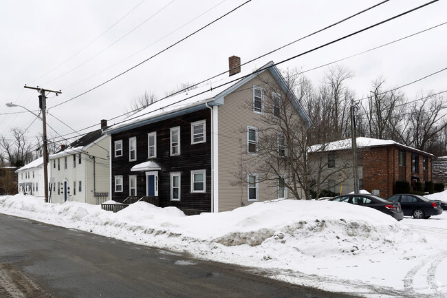 Photo - 7-13 Farnum St Apartments