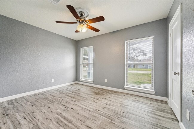 Photo - 714 Heisse St