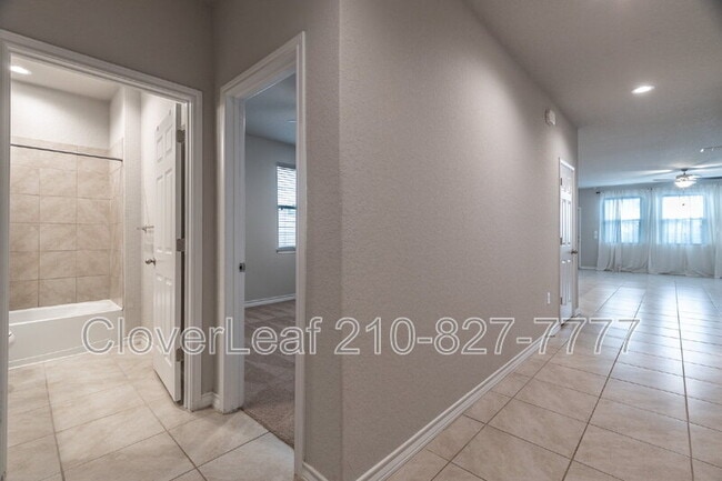 Photo - 10326 Rosalina Lp