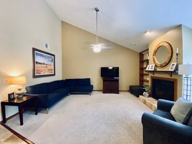 Photo - 11408 Galleria Dr