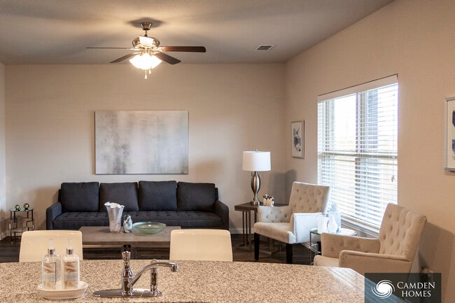 Photo - 127 Colgate Ave