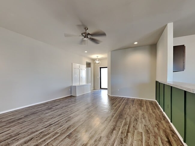 Photo - 11513 Ruger Rd